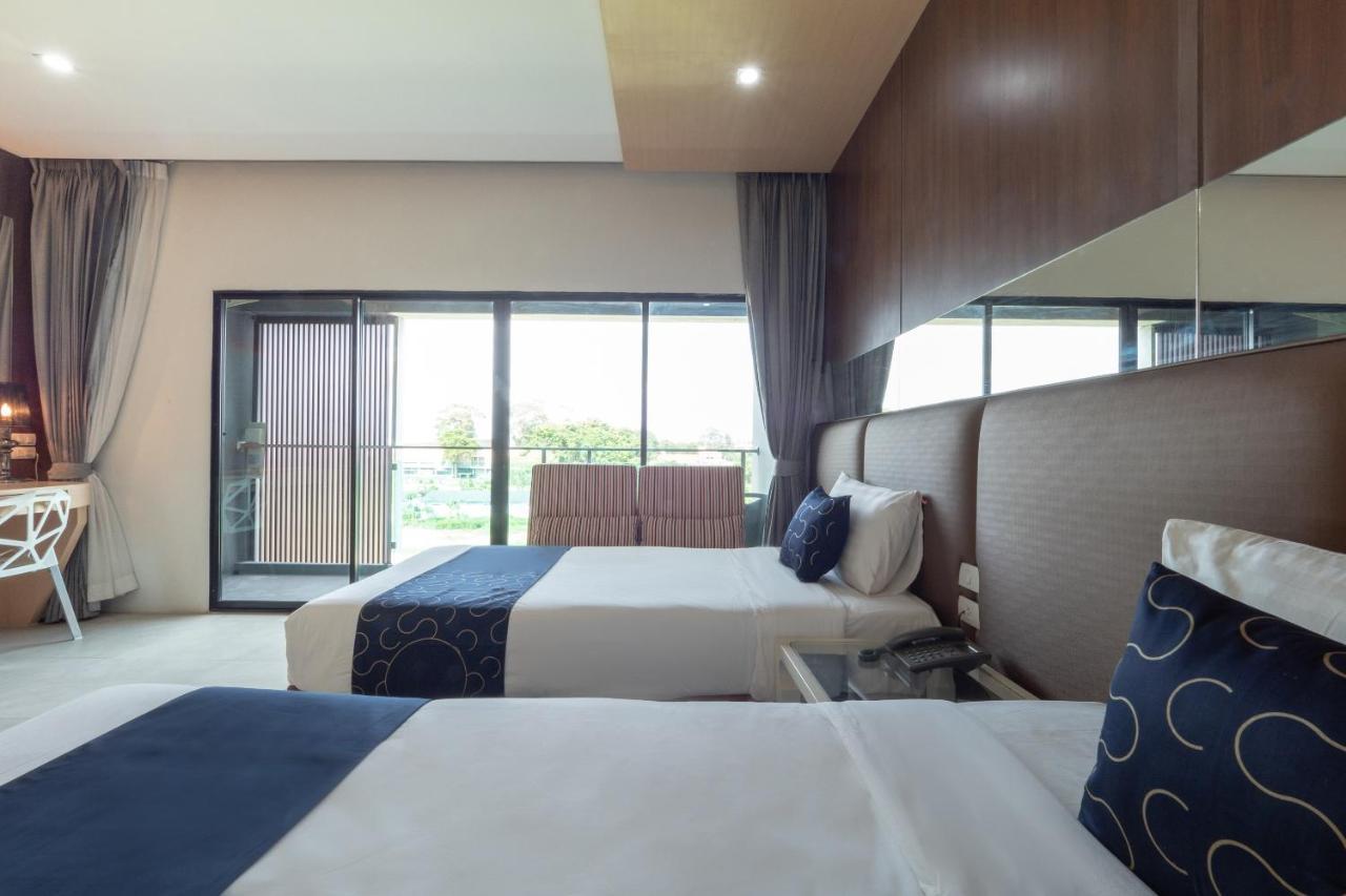 Capital O 1088 Golden Dragon Beach Resort Bang Lamung Exterior foto